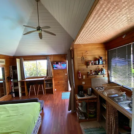 Moorea Happy Bungalow